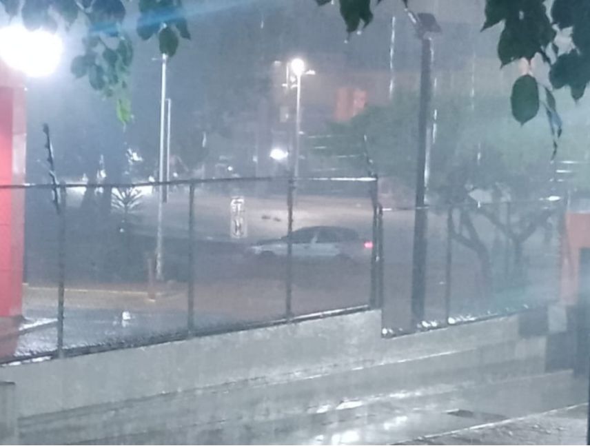Dos adolescentes mueren arrastradas por la corriente en Caracas
