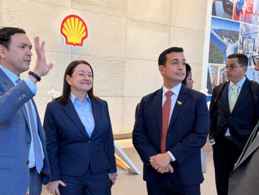 Ministra de Hidrocarburos visitó la sede de Shell