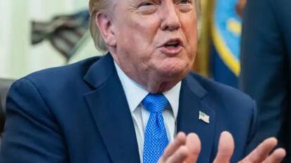 Trump amenaza a “cualquier país” que ayude a Irán