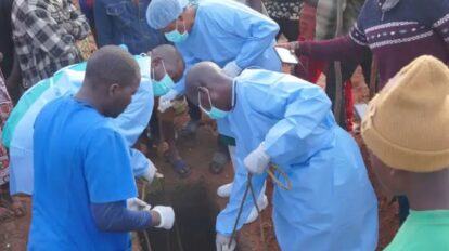 Epidemia de ébola en RD Congo "avanza de forma exponencial"