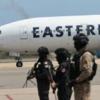 EE. UU. deporta a migrantes venezolanos a Liberia