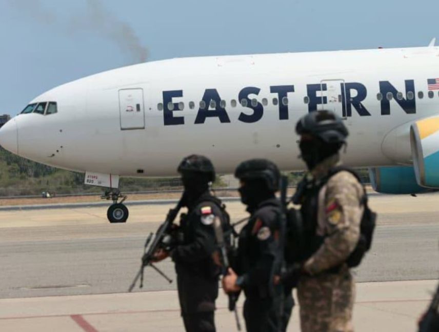 EE. UU. deporta a migrantes venezolanos a Liberia