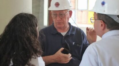Iglesia católica mantiene apoyo a familias afectadas por sismos