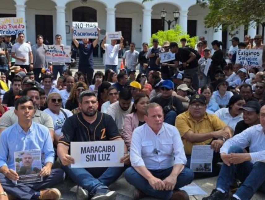 Guanipa encabezó protesta por los apagones en Zulia