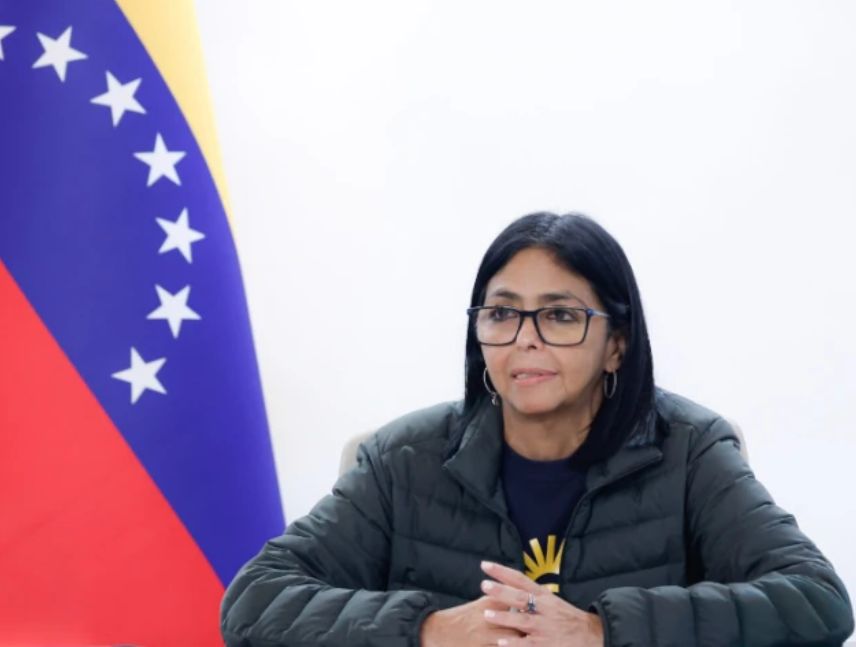 Delcy Rodríguez estudia nuevo plan de patrullaje preventivo