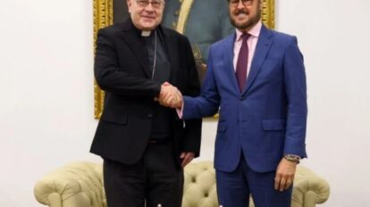 Félix Plasencia se reúne con el Nuncio Apostólico Alberto Ortega