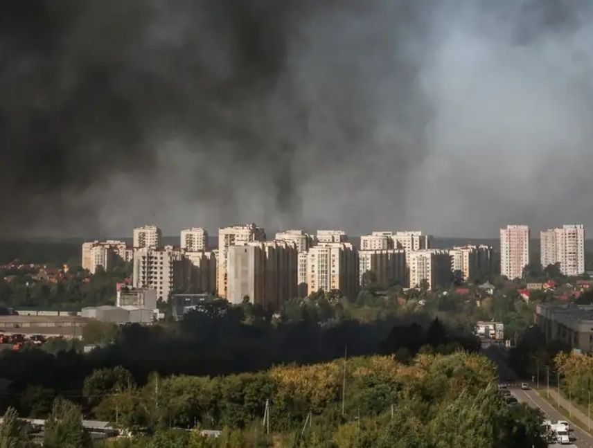 Kiev sufre duro ataque ruso que deja al menos 37 muertos