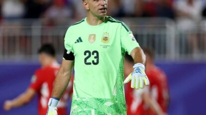 El Chelsea ficha a Emiliano "Dibu" Martínez por tres años