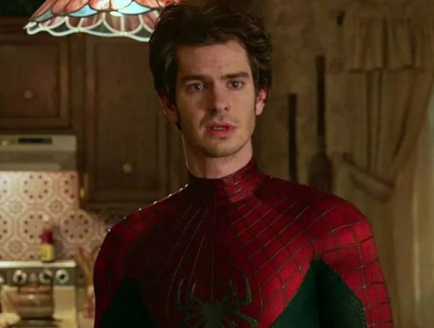 Andrew Garfield como Spider-Man