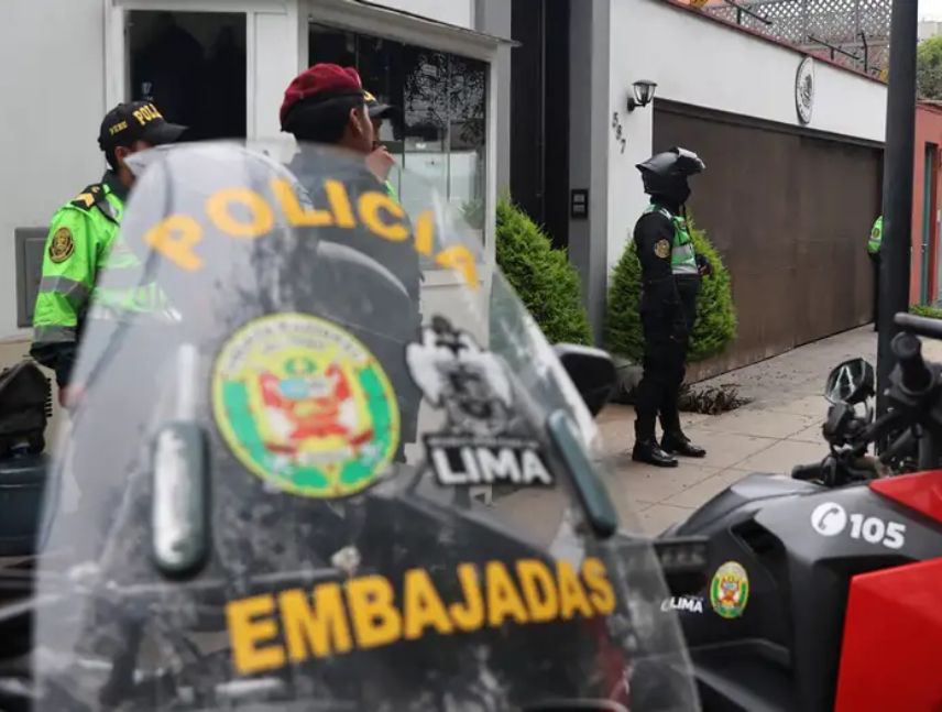 Perú y México retoman relaciones con salvoconducto a Chávez - Diario Primicia