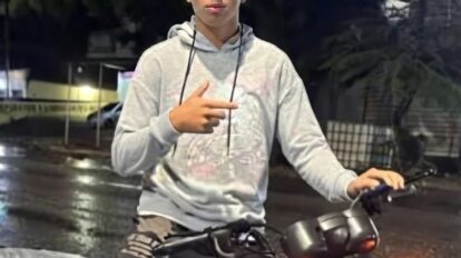 Muere joven de 18 años tras perder el control de su moto mientras hacía “moto piruetas” en Falcón