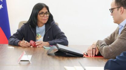 Presidenta (e) coordina financiamiento para reconstrucción post-terremoto