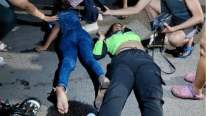 Dos mujeres heridas tras chocar contra un camión