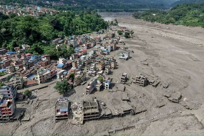 Venezuela expresa solidaridad con China y Nepal tras inundaciones