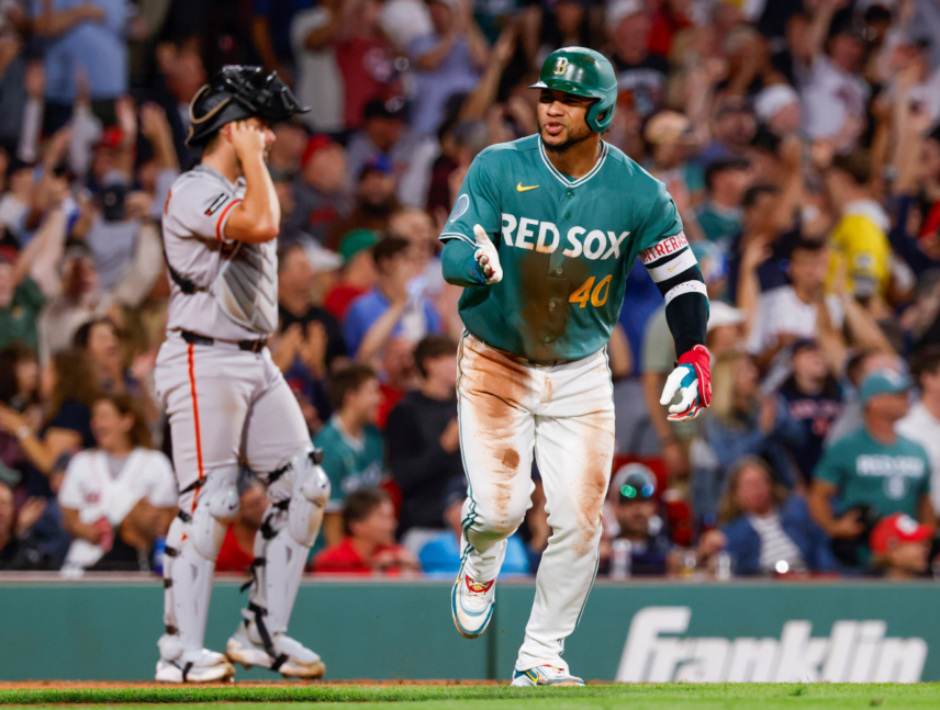 Willson Contreras y Arráez entre los cinco mejores bates latinos