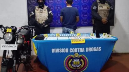Detienen a sujeto por posesión de presunta droga en Agua Salada