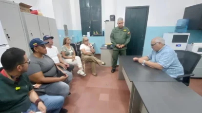 Autoridades sanitarias supervisan atención médica en campamentos transitorios
