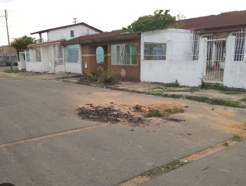 Vecinos de la comunidad Don Guillermo exigen alumbrado público y asfaltado