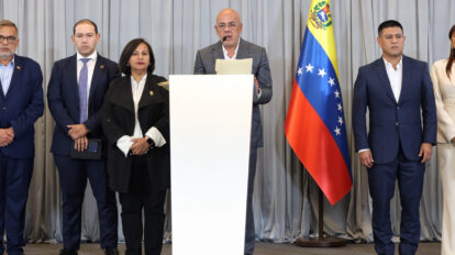 Gobierno y AN 2015 pactan reforma judicial y uso de activos