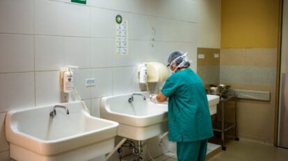 ONU denuncia falta de aseos adecuados en centros de salud