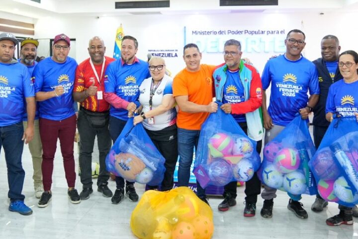 Entregan material deportivo para los Juegos Venezuela Renace 2026