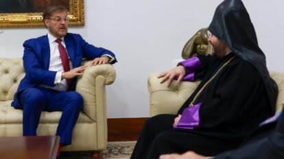 Venezuela y la Iglesia Apostólica Armenia fortalecen lazos de amistad