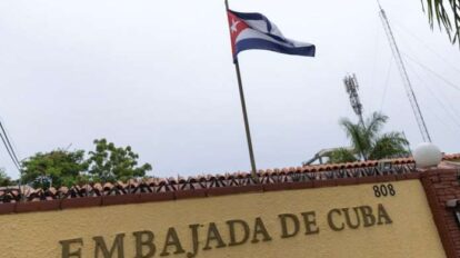 Cuba rechaza expulsión de sus diplomáticos de República Dominicana