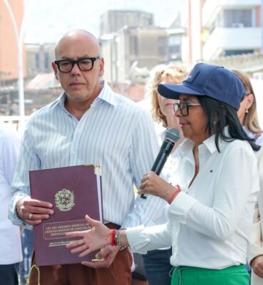 Promulgan la Ley de Arrendamiento de Viviendas