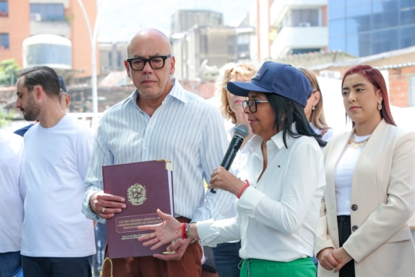 Lanzan plan crediticio con subsidio para afectados de los sismos