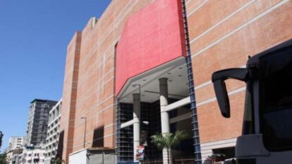 Extienden “plan de ahorro energético” en centros comerciales