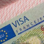 La embajada de Francia en Venezuela retoma la emisión y trámite de visados