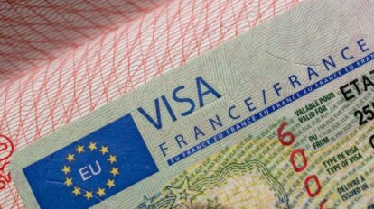 La embajada de Francia en Venezuela retoma la emisión y trámite de visados