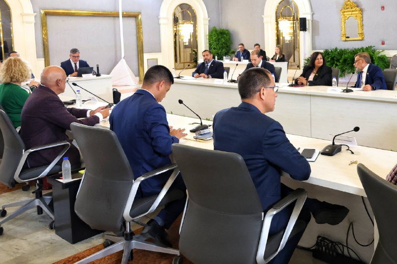 Cierra plenaria del segundo ciclo de conversaciones entre Gobierno y exdiputados de 2015