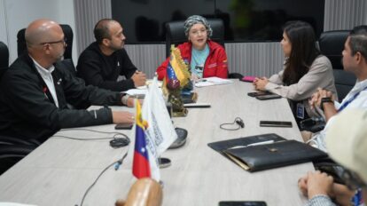Intt impulsa articulación con sector automotriz para optimizar trámites vehiculares