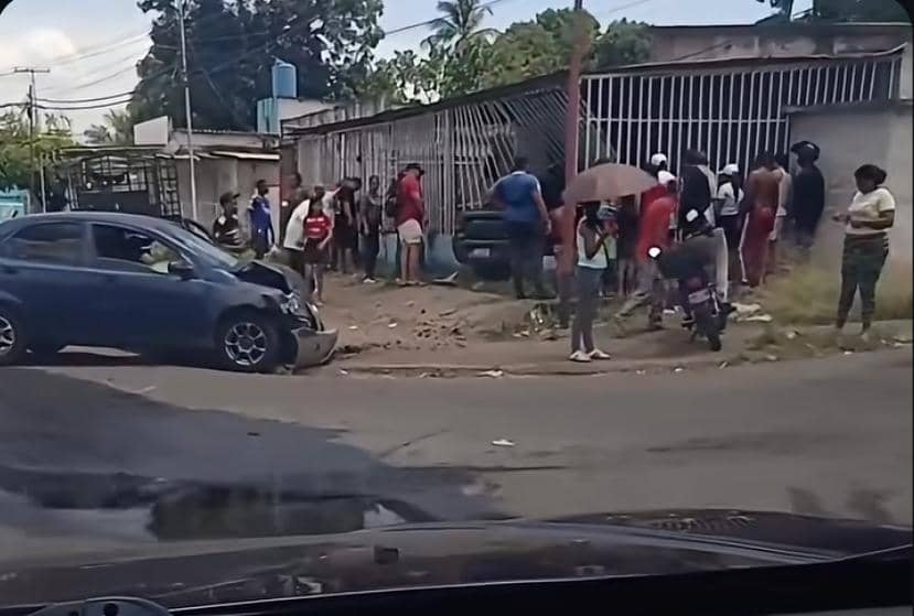 Colisión en avenida España de Ciudad Bolívar
