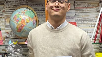 José Rondón gana la X edición de “Descubriendo Poetas”