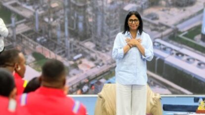 Delcy Rodríguez denuncia sabotaje al SEN en protesta por acuerdos petroleros