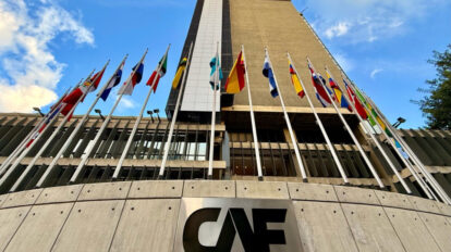 CAF comenzó a implementar recursos recaudados para afectados por terremotos