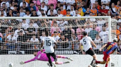 Barcelona golea al Valencia