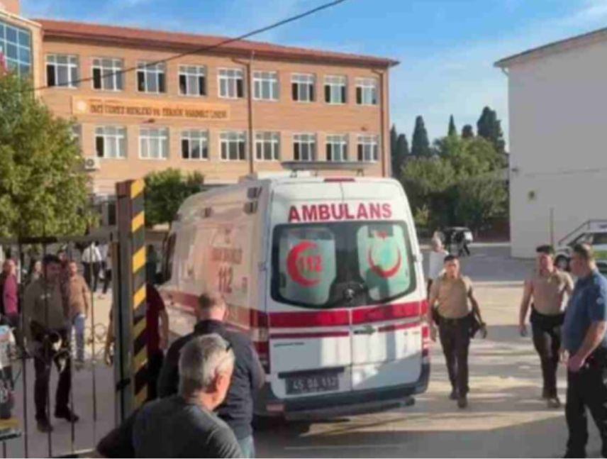 tiroteo en colegio de Turquía