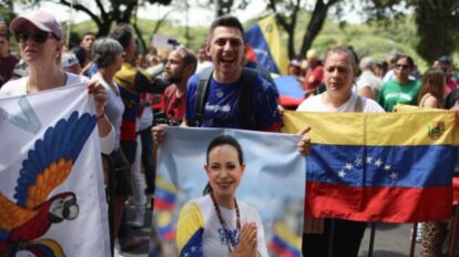 protesta en Plaza Venezuela pide regreso María Corina