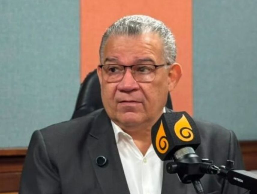 Enrique Márquez y la crisis eléctrica