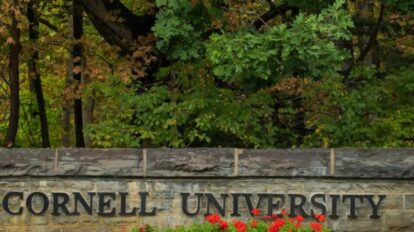 investigación por agresión sexual en Cornell