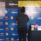 mujer detenida por presunto hurto en Angostura