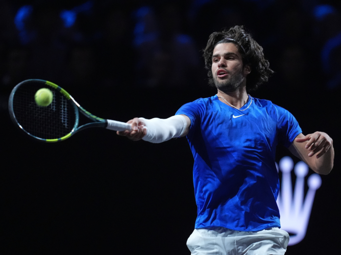 Alcaraz tuvo revancha y salvó a Europa en la Laver