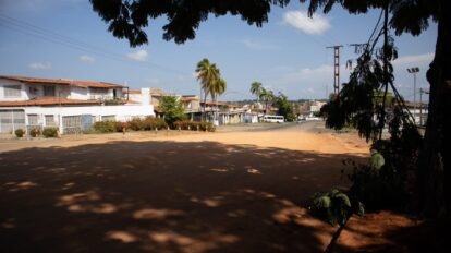 Culminan reparación de tubería en la vía Brasil