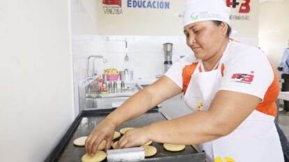 Programa de Alimentación Escolar incrementa a 2,5 millones de platos
