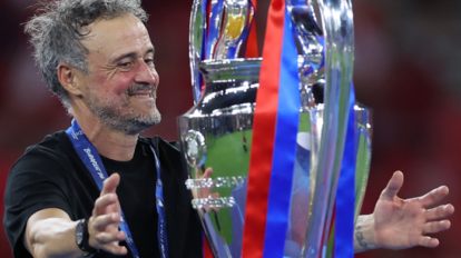 Luis Enrique y cinco jugadores renovaron con el PSG