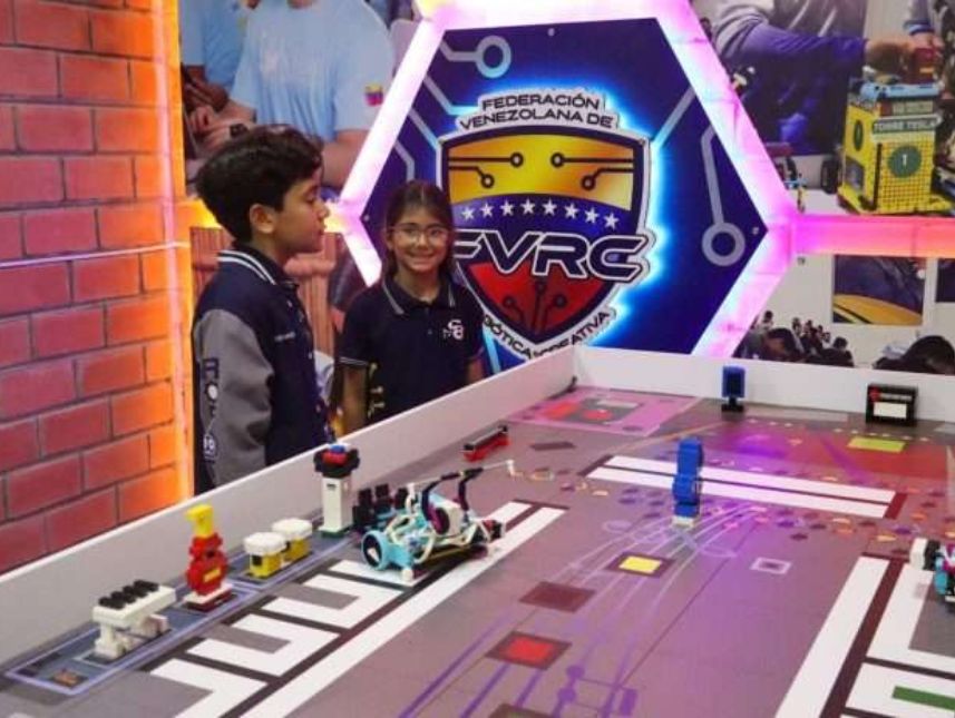 Inauguran primera sede de la Federación Venezolana de Robótica Creativa