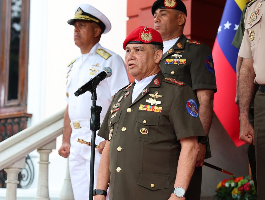 Alto mando militar respalda el acuerdo petrolero con EEUU